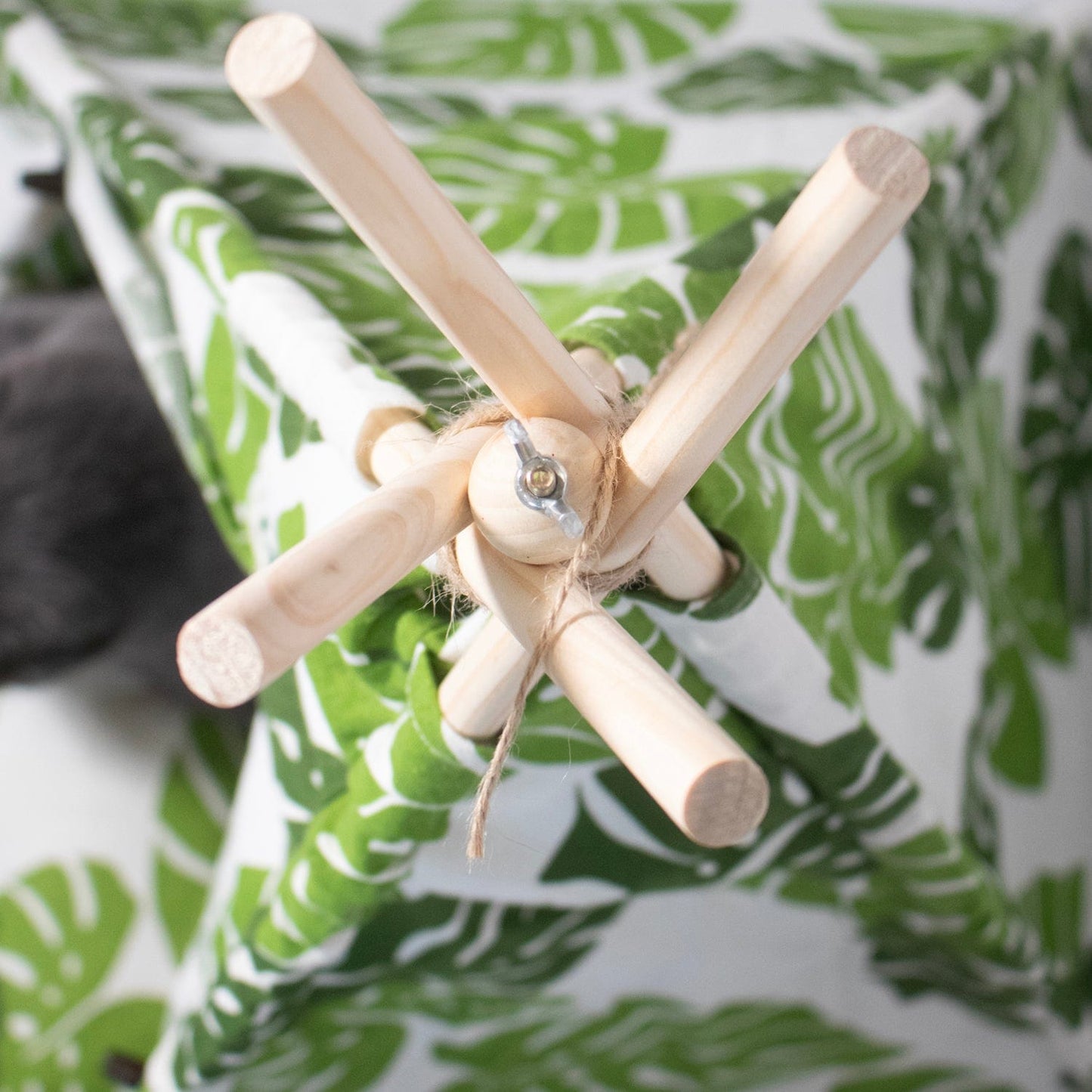 Travel Cat Monstera Cat Tent Bed